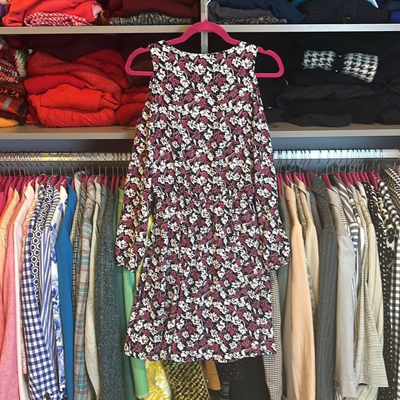 Banana Republic pink/white/navy floral print cold shoulder long sleeve size 0 - Picture 3 of 3